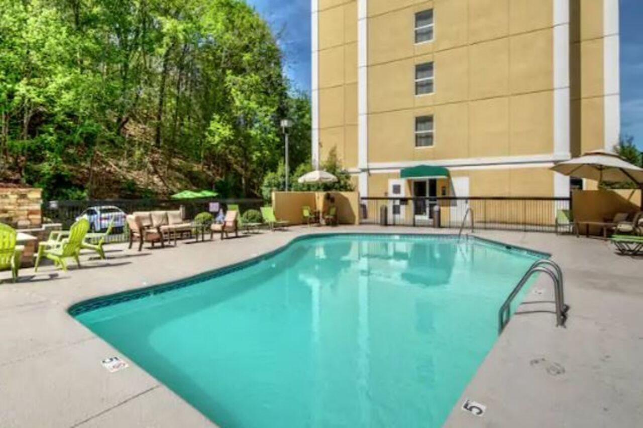 Hampton Inn & Suites Pigeon Forge On The Parkway Екстериор снимка