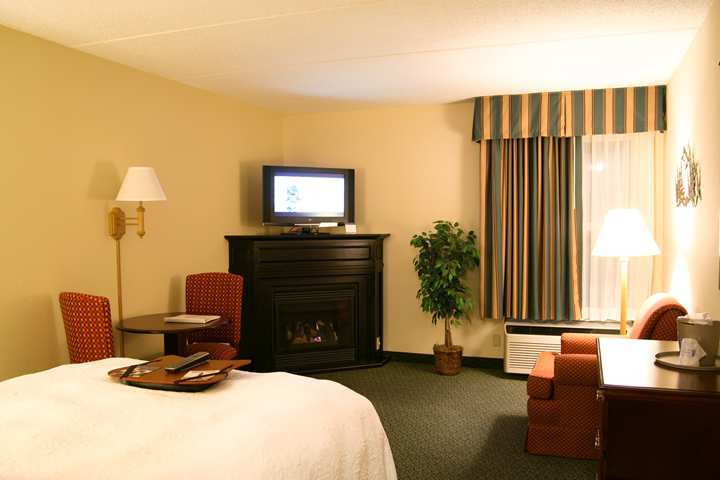 Hampton Inn & Suites Pigeon Forge On The Parkway Стая снимка