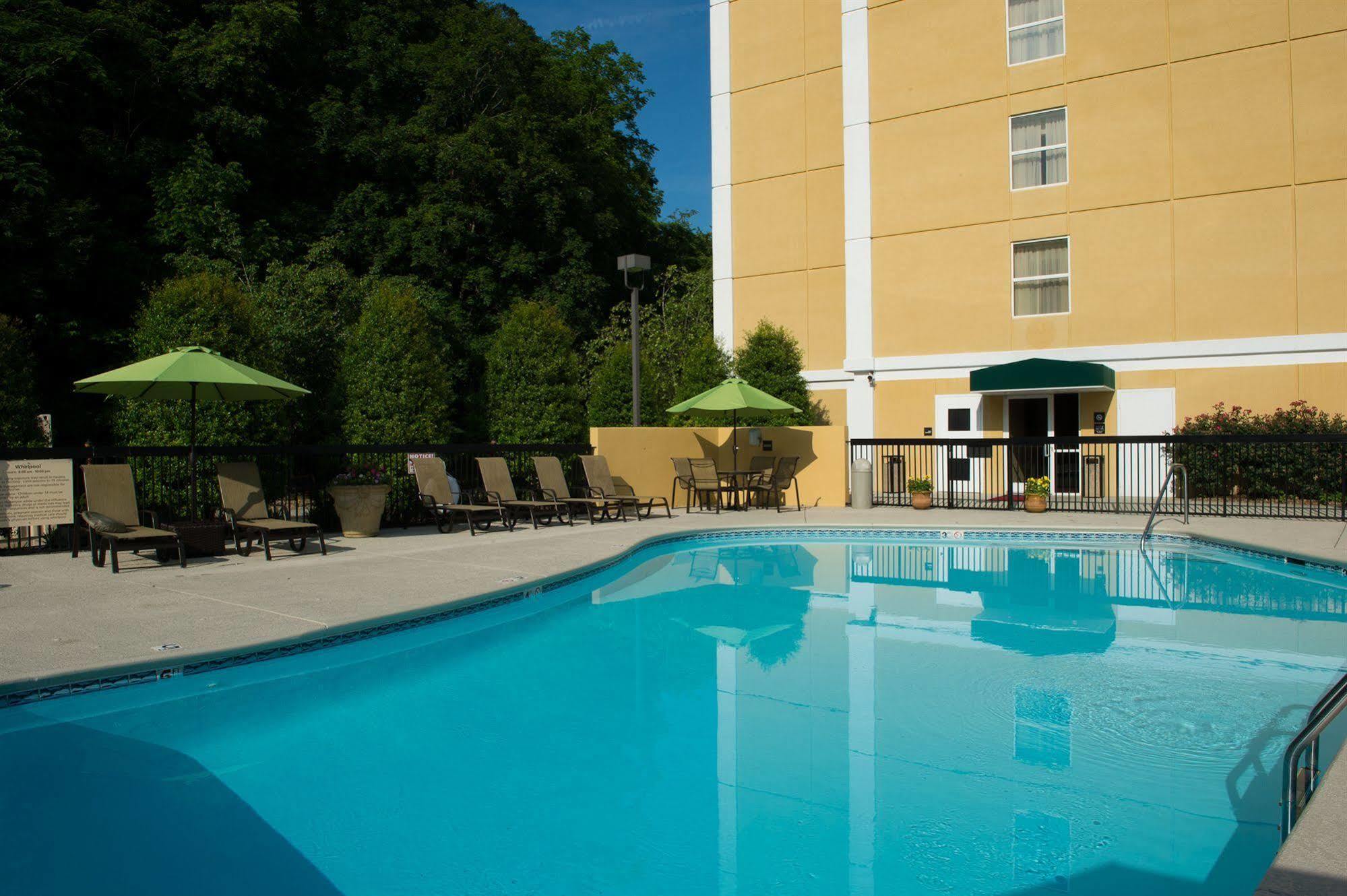 Hampton Inn & Suites Pigeon Forge On The Parkway Екстериор снимка