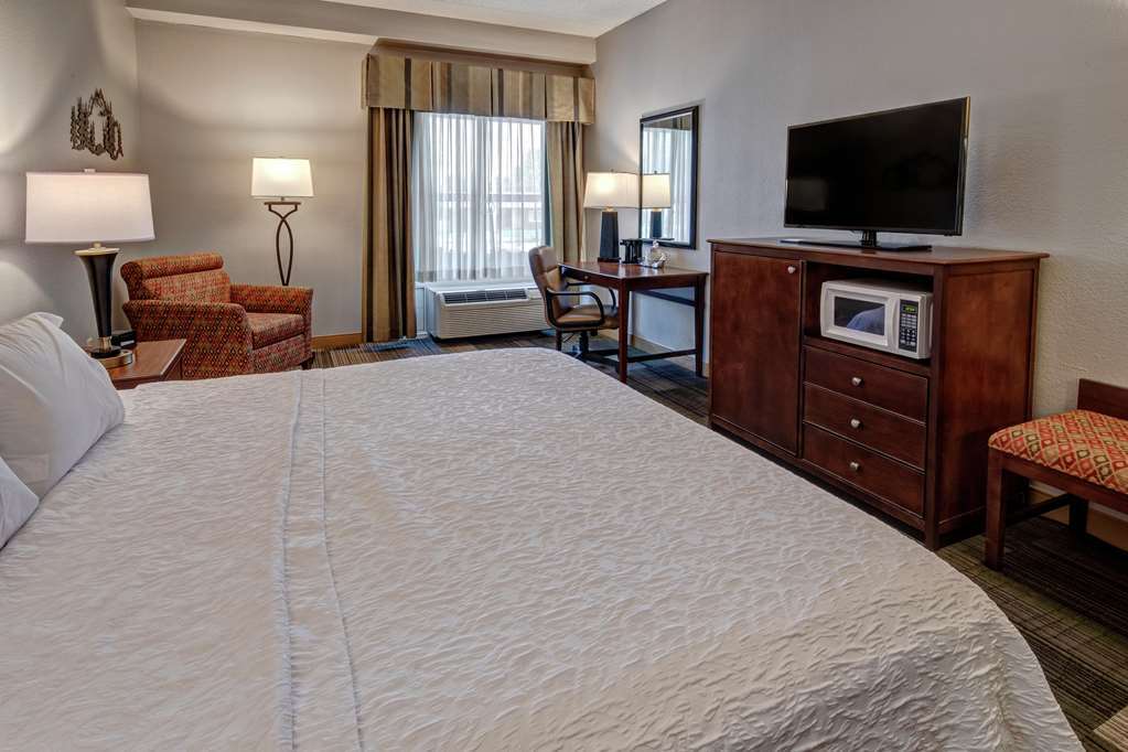 Hampton Inn & Suites Pigeon Forge On The Parkway Стая снимка